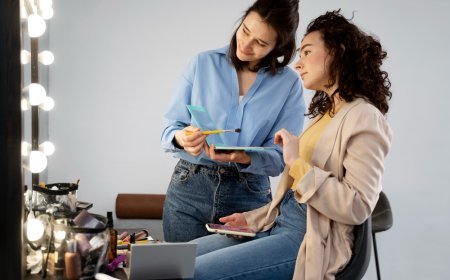 Cómo combinar accesorios para elevar tu outfit: consejos de estilistas